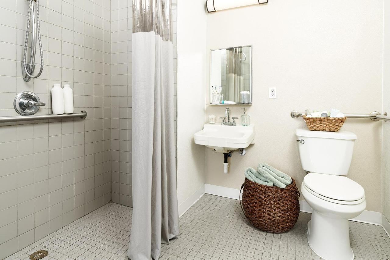 Intown Suites Extended Stay Atlanta Ga - Ksu เคนเนซอร์ ภายนอก รูปภาพ